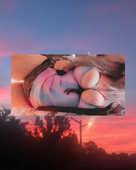 DivinitiesSiren nackte fotos