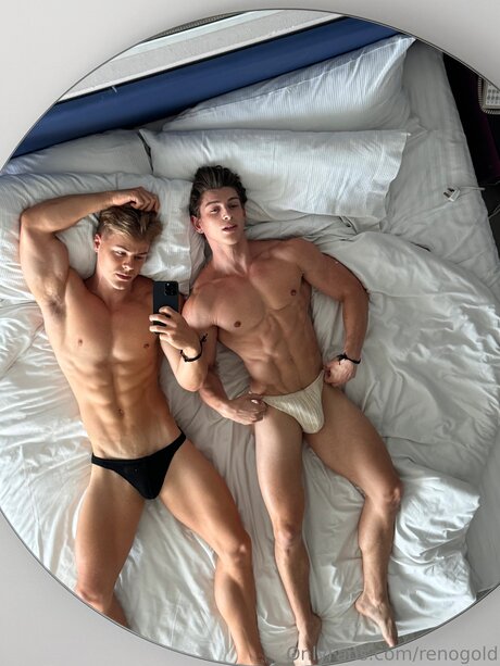 Reno Gold_ porno erwachsene fotos