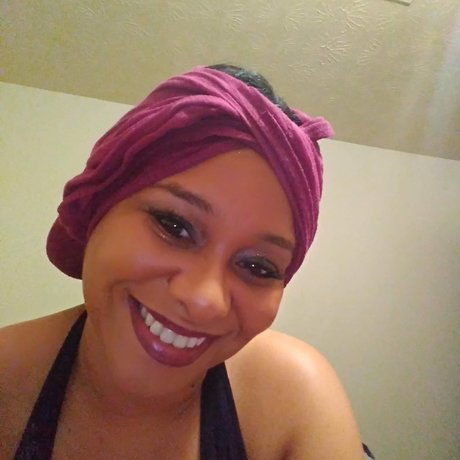 CattLaya YemOshun hd nackte foto