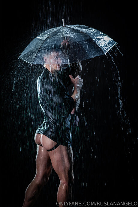 Ruslan Angelo xxx schöne bild