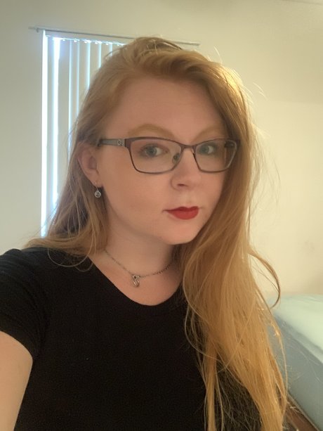 Ruby Hart pornostar nette fotos