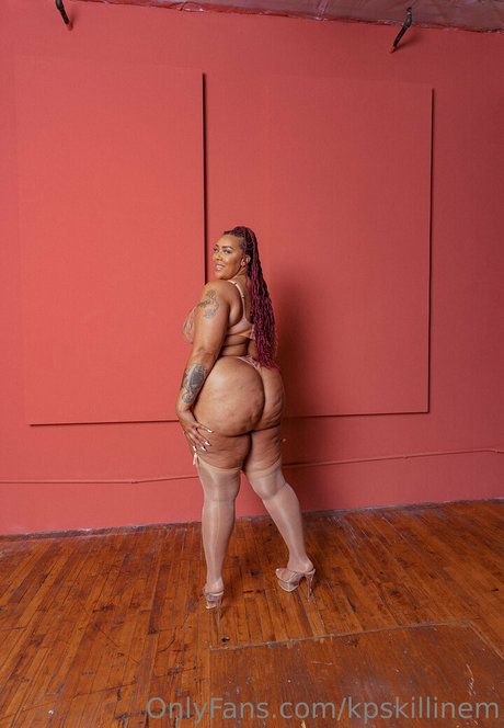 kpskillinem nackt bild