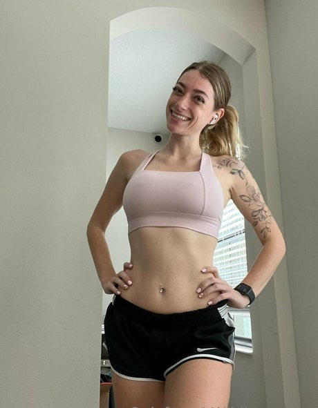 wildkateefree hübsche akt galerien