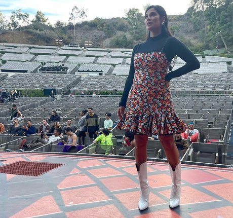 Diane Guerrero nackt top bild