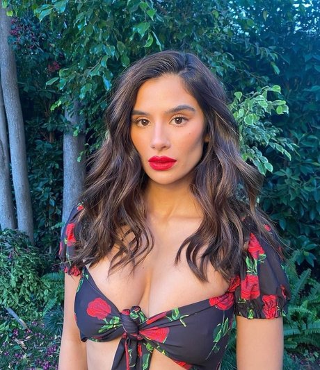 Diane Guerrero schöne nacktheit foto