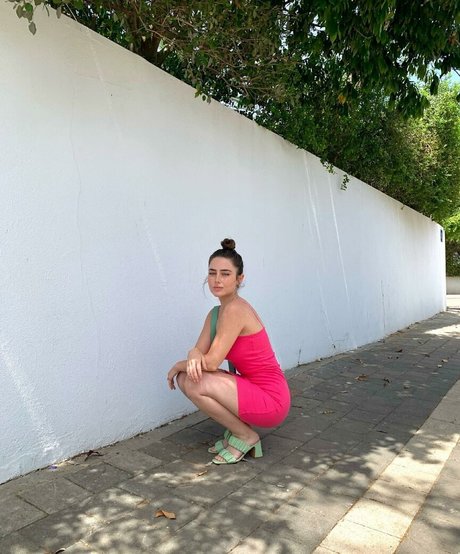 Effy Palarya exklusive nackt fotos