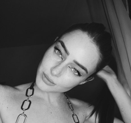 Effy Palarya erwachsene xxx bild