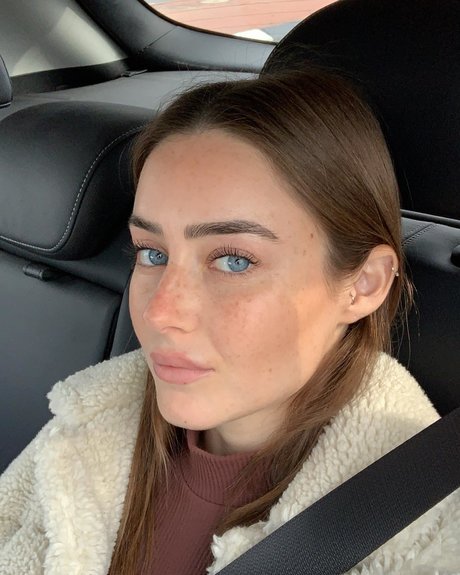 Effy Palarya heiße porno bild