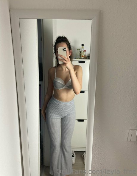 behaarte beine nur fans kunst nackten bild