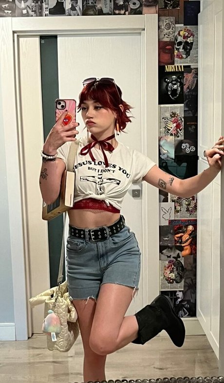 Kailee Morgue top nackten galerie