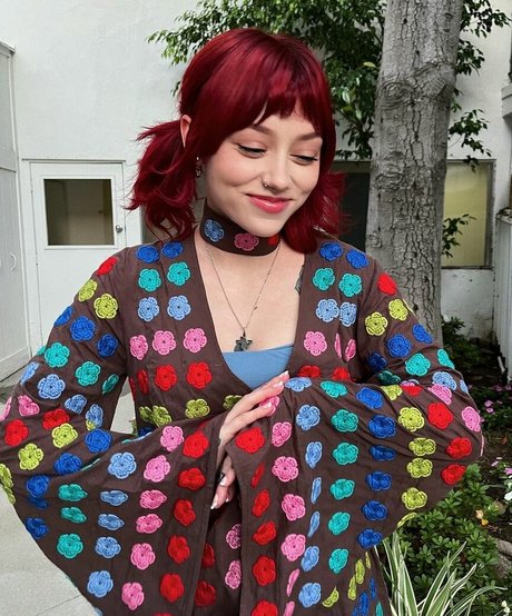 Kailee Morgue hübsche xxx bilder