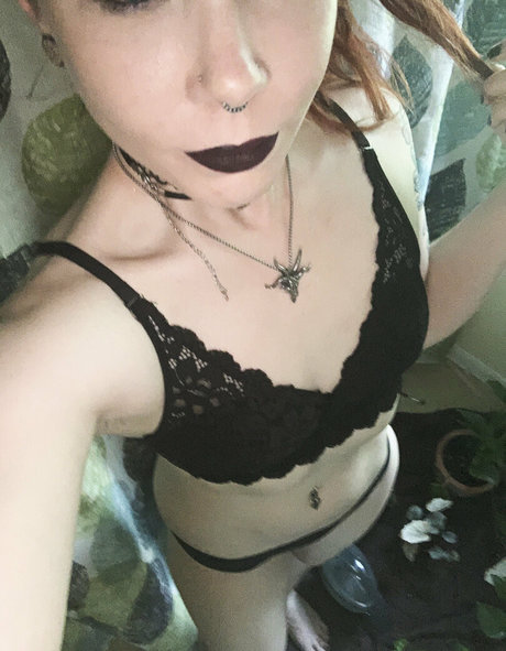 zierliche onlyfans schöne schöne galerie