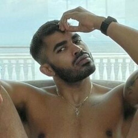 Sandro Saints hd nackten bilder