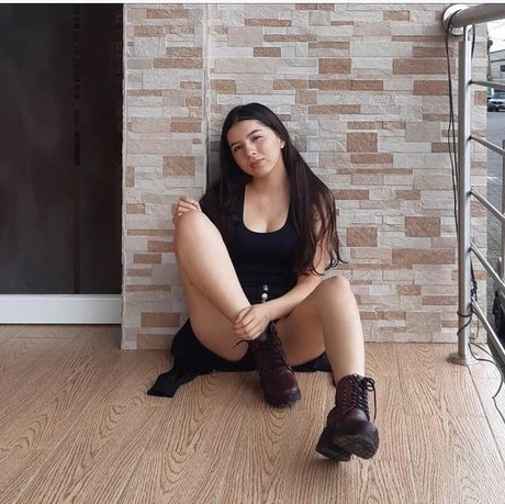 Aylin_ kunst sexy galerien