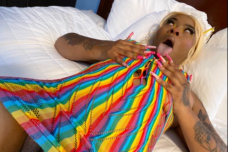 Yoshii B dd heiße top bilder