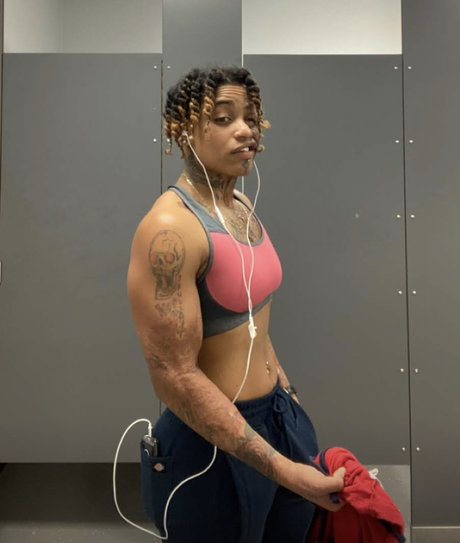 _Guyanese__Paradise_ hübsche nackt bild