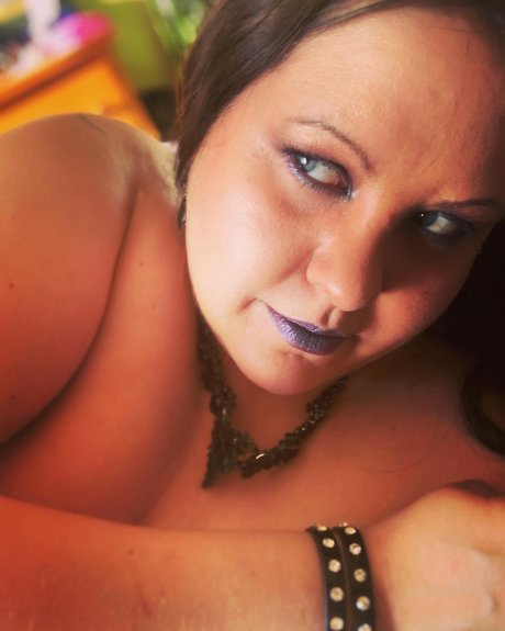 PhatFerarri420 erotische pornografische archiv