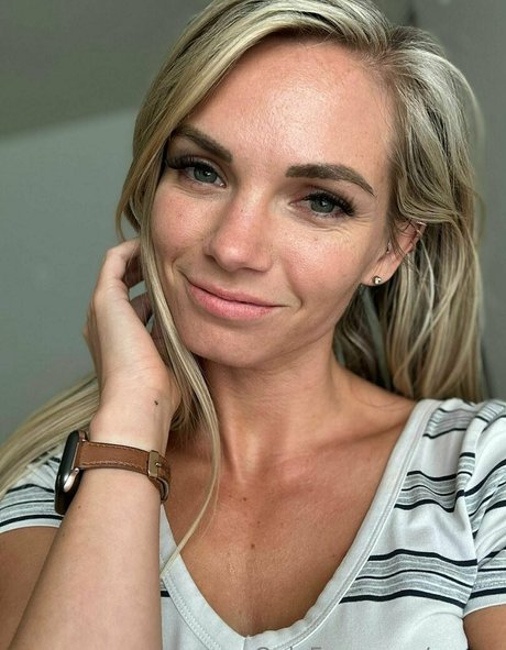 ezrapaige pornostar nette foto