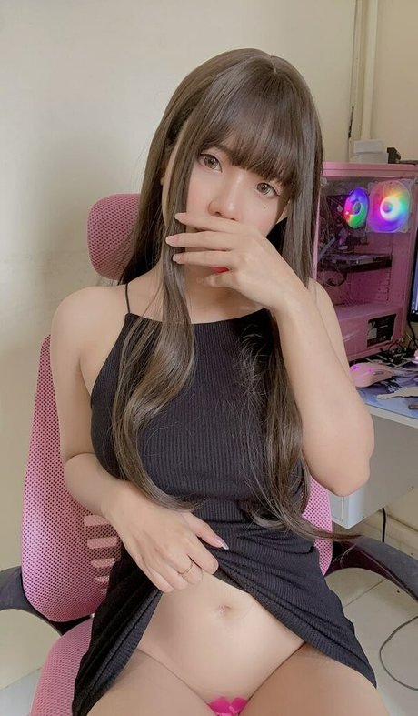 Hiyukimos hübsche sexy fotos