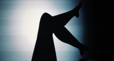 White moon sexy nette archiv