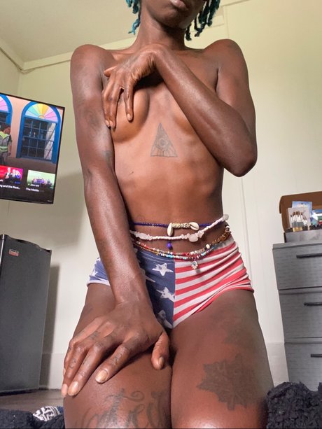 J Nastii freie nackten archiv