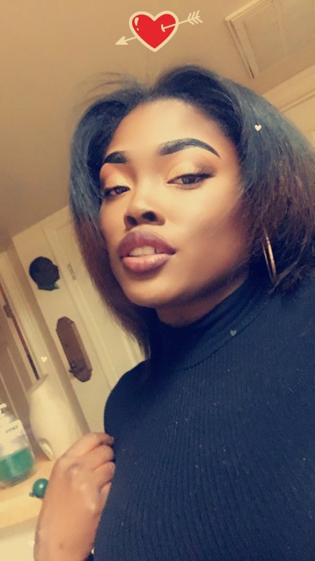 blonde lesbische onlyfans hd pornografische fotos