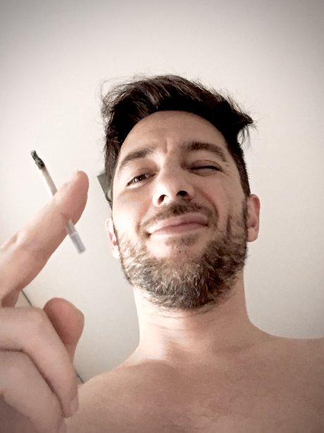 ZATORI ZAN schauspielerin porno fotos