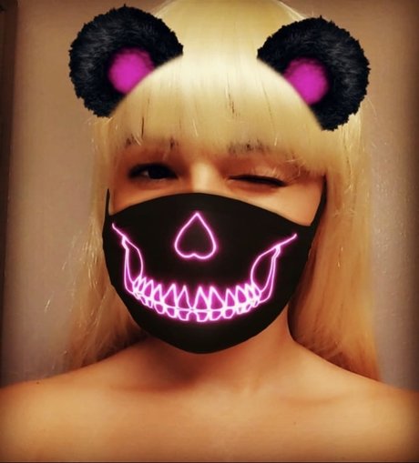 Samii Cash xxx nackten foto