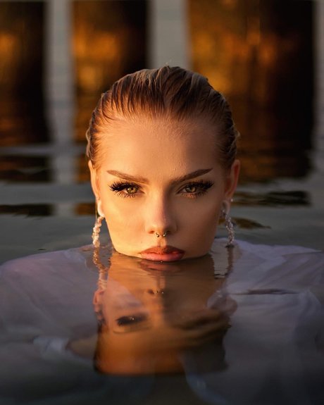 Crazy stuff von Pia_ sexy kunst galerie