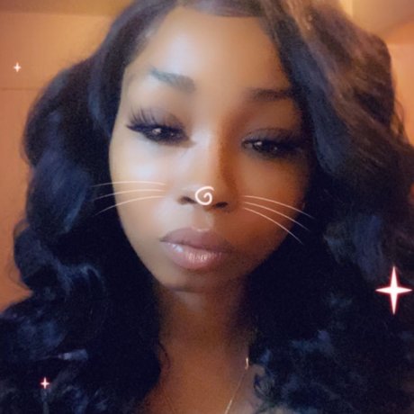 Pinky23 model nackten bilder