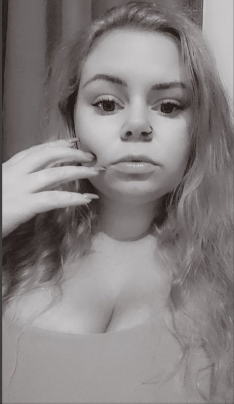 Lactating Queen_ perfekte schöne fotos