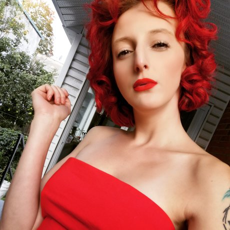 Mary Royz hübsche pornografische galerie