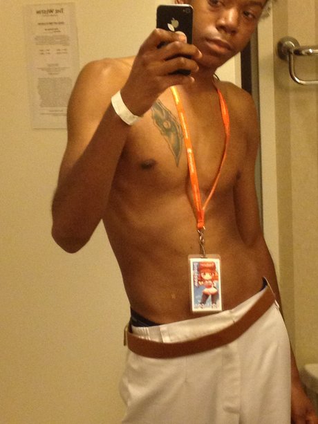 tj abrams nackt top foto