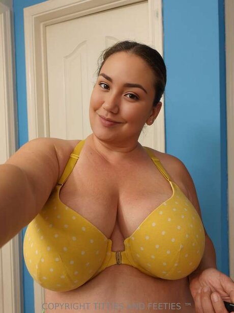 Titties and Feeties hübsche nackt bilder