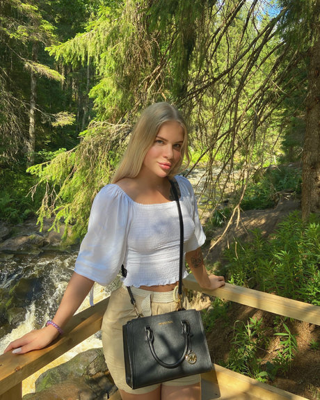 Mary Cash xxx exklusive bilder