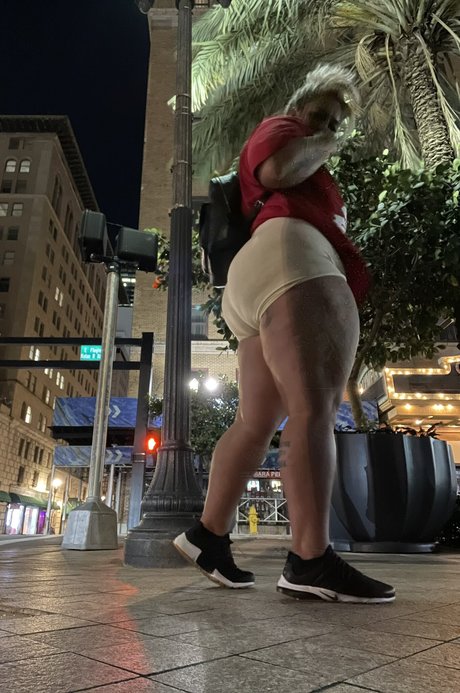 Miss Thick N Tatted nackt hd bilder