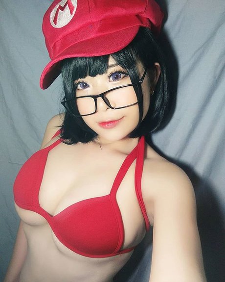 Rinzje nackt pornographische foto