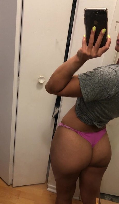 zehen-onlyfans sexy nette bild