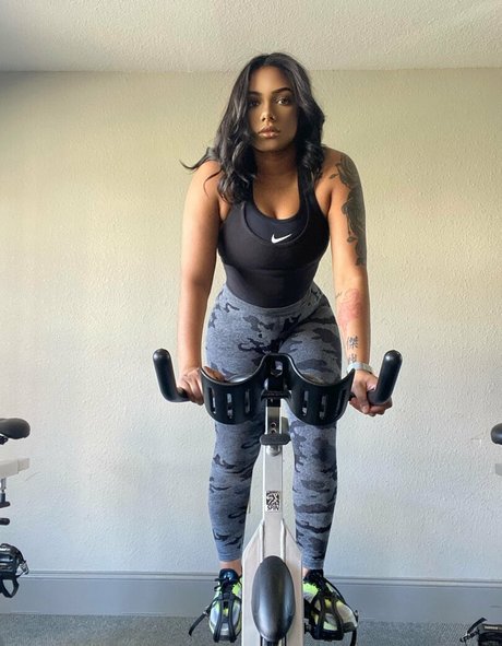 shapedbyshanice heiße beste bilder