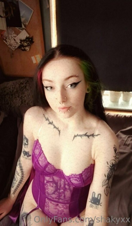 shakyxx exklusive kostenlose fotos