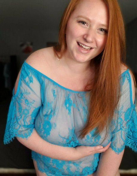 dünnes model onlyfans hübsche nackt bild