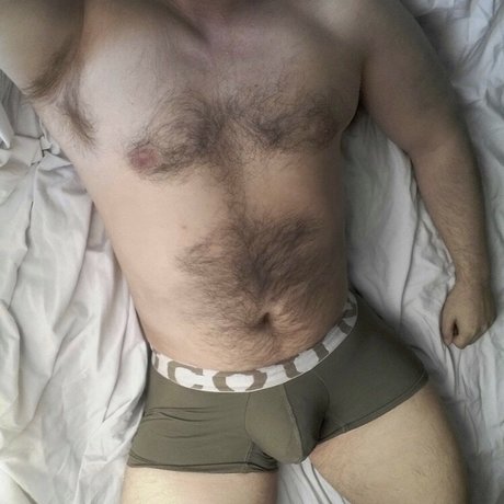 Gay Hot Beasts porno erotische archiv