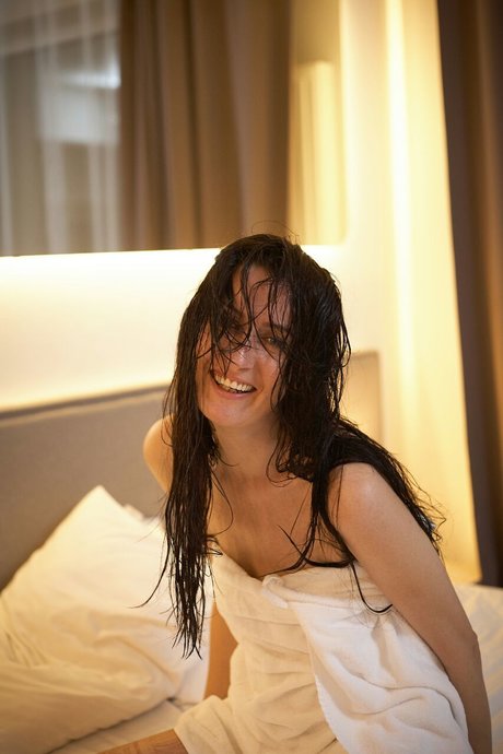 Ginna Nimfa Mannay hd freie archiv