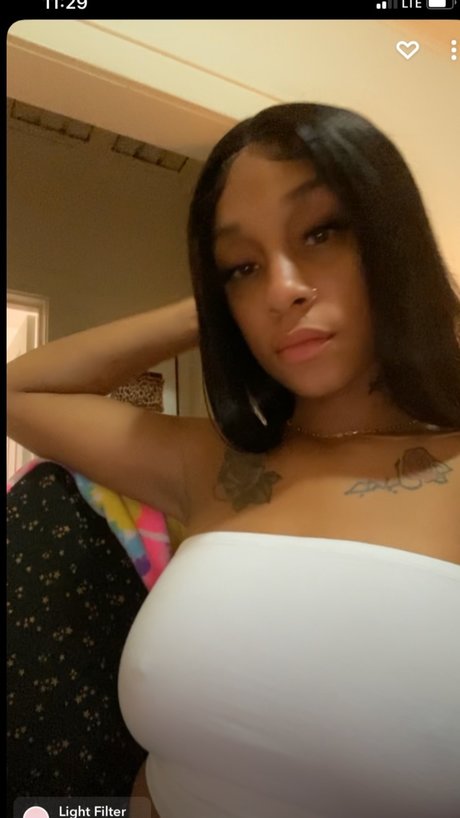 Genesis Leeann porno fotos