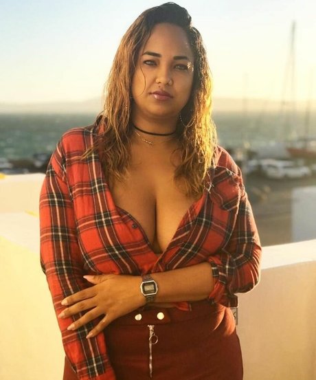 schlampiger blowjob nur fans exklusive kunst foto