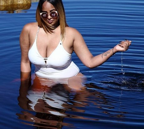 tattoo onlyfans nackt xxx fotos
