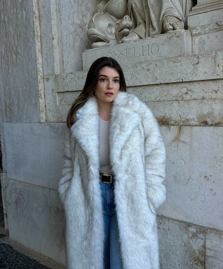 Carolina Neto model nackten bilder