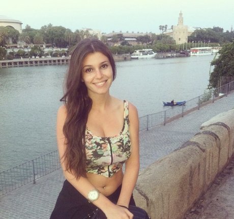 Carolina Neto erwachsene sexy galerie