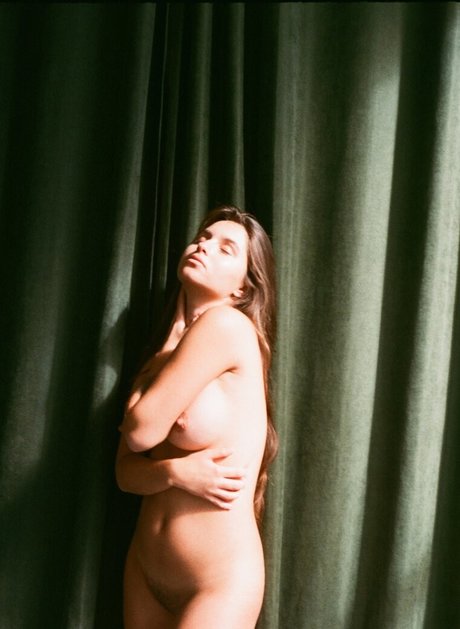 Avrelia Amaris perfekte xxx bild