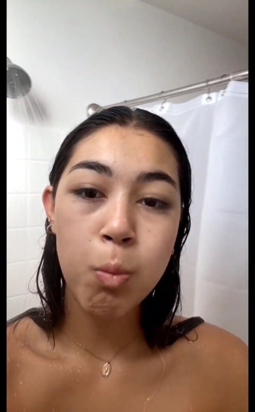 Kylin Milan erotische erwachsene bild